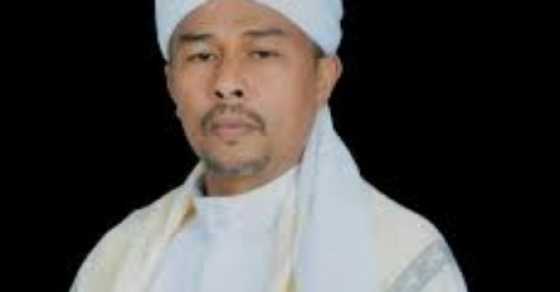 KBA_ONE's tweet photo. Tu Bulqaini Minta DPRA dan Gubernur Aceh Tidak Gegabah Revisi Qanun LKS  https://t.co/1kGJ2zRiG4 https://t.co/b4Jr58fBYE