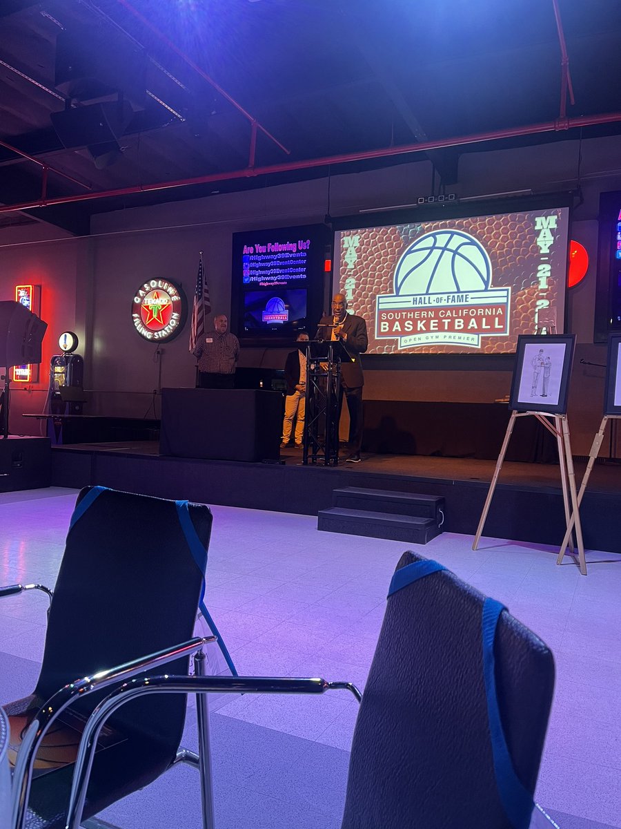 wolfgang_wood's tweet photo. Congratulations to my dad Leon Wood for being inducted into the Southern California Basketball Hall of Fame! Proud of his hard work as a player, coach, and referee and teaching me so much 🏀 https://t.co/UVEY8e6bUQ