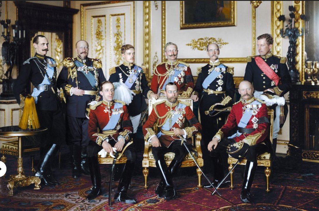 balajis's tweet photo. Nine regals
Thinking their world was eternal
On the cusp of upheaval https://t.co/kjfBPPfiKT