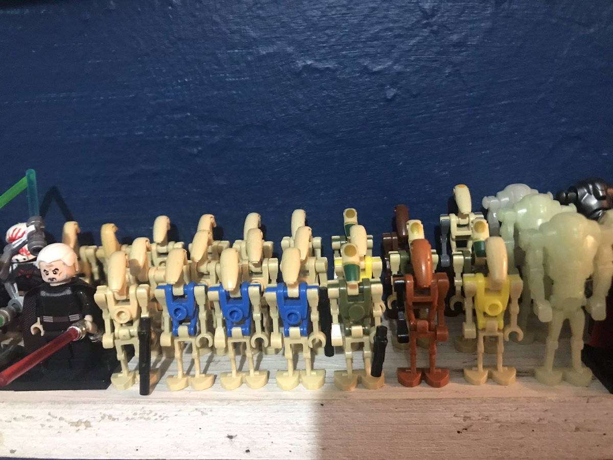 Pixel_Bunnyfox's tweet photo. Oficialmente la coleccion sigue aumentando!!!!

Apenas estaré terminando con la 501 quiero seguir con la 212 y la 104 (especialmente porque he hecho el pedido de la wolfpack)

Por mientras he expandido mi pequeño ejercito de droides (ahora son 26 qwp) https://t.co/hMA6hA2hyY