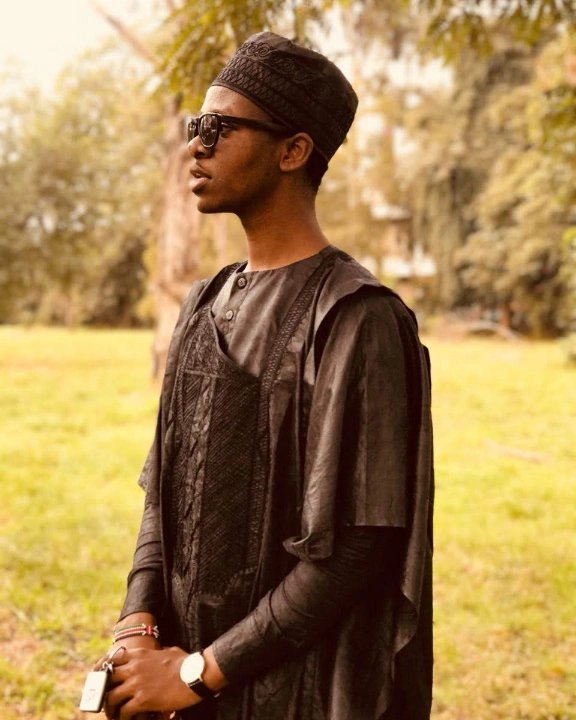 BmixxKE's tweet image. We bout to start the next chapter ,,,God,,please keep holding my hand and use me as a tool for your will🙏🏽Thank you for this far you've brought me and everyone who played a part,,and excited about what the next chapter holds. Happy birthday to me 🎂🎈