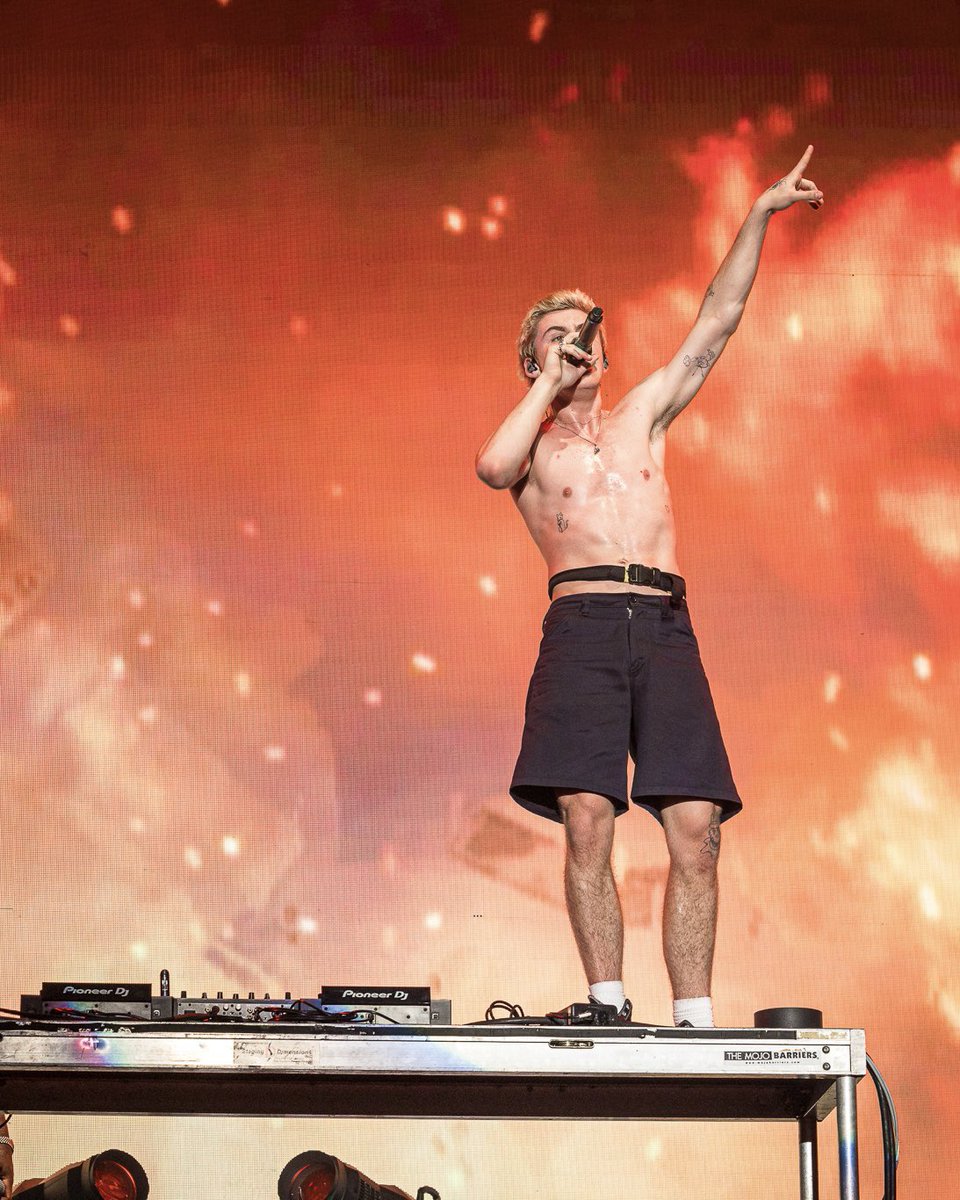 Hangout Music Fest tweet media