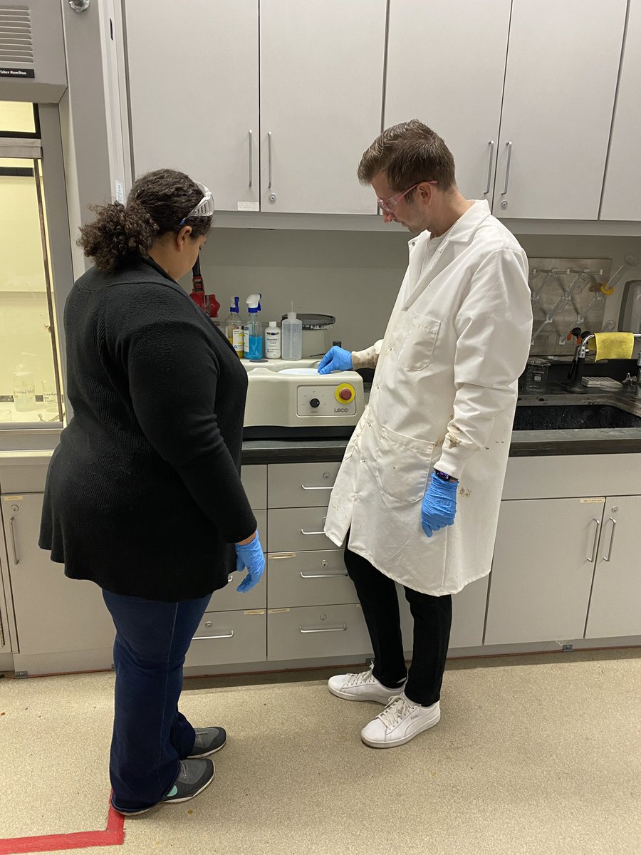 mateit4's tweet image. An intensive, fun, and fulfilling 3-day workshop doing metallography. Super excited to keep at it and take this show on the road. #archaeometallurgy #metallography #ucla #getty #metals #lab @UCLACotsen