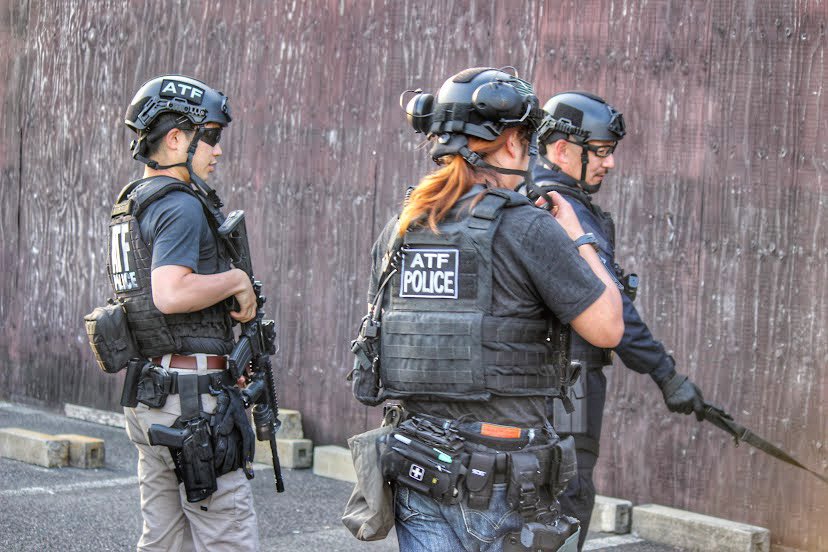 AtackerN's tweet image. #これを見た人は背面の写真を貼れ 

📸@_ai_aki 
place @laggooncityre2 

#ATF
#ATFPOLICE
#LE装備
#GOODLOOKINGGEARS