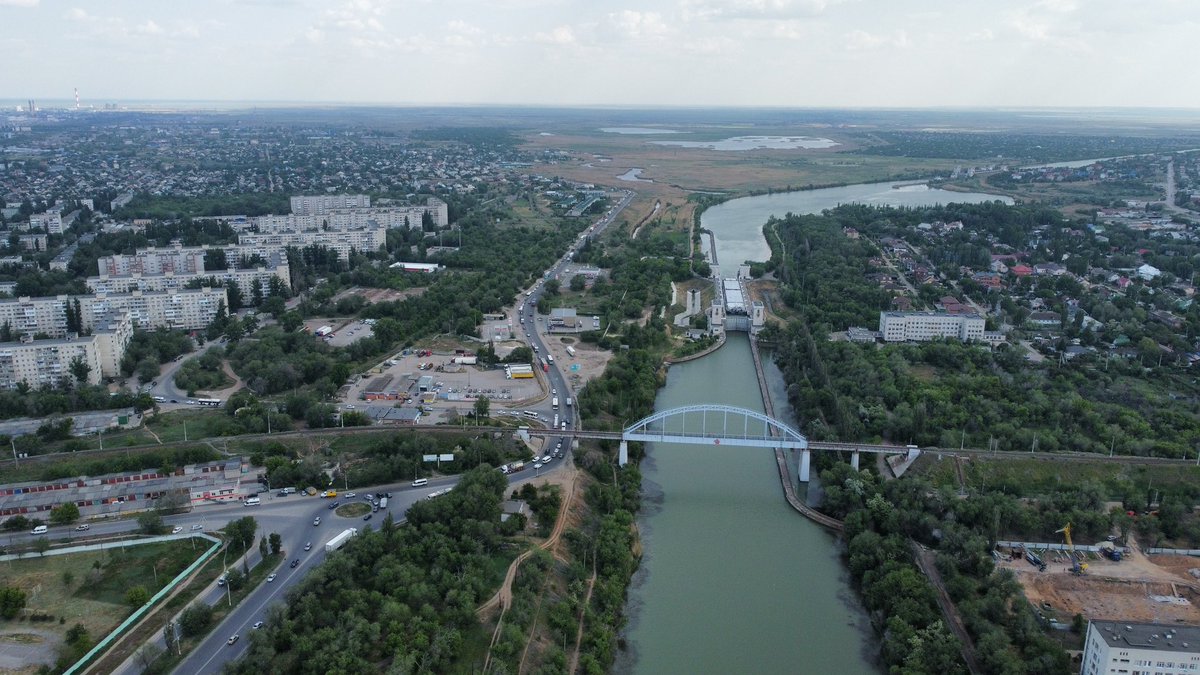 dimmitdim's tweet photo. Парадные ворота первого шлюза на Волго-Донском канале канале.

#волгоград #канал #волгодонскойканал #ленин #река #волга #volgograd #volga #river #kanal #путешествие #отдых #выходные #отпуск #travel #weekend #weekendtime #travelgram https://t.co/MPqzWNqljY