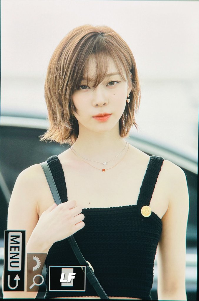 lastandfirst__'s tweet photo. 230522 ICN ✈️

#aespa  #æspa #에스파 
#WINTER #윈터 https://t.co/j177XtDz4q