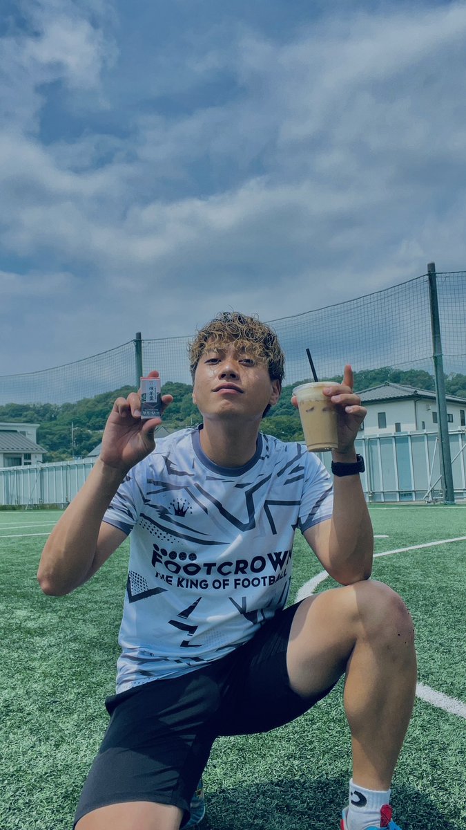 ryohei_shikata's tweet photo. ...
トレーニング前にはこれっしょ‼︎
#フットクラウン
#フットサル
#トレーニング
#コーヒー
#和菓子
#カフェイン
#footcrown
#futsul
#training https://t.co/vzEsvUoHLg