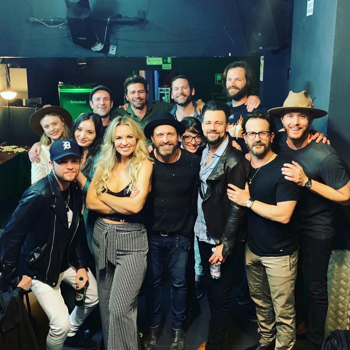 suebsg9's tweet photo. I don’t have the words to express how much I love you guys! Thank you for 10 FABULOUS YEARS together. ❤️ #jib10 #jibweek2019 @JusInBelloCon 
Facebook memory posted on 5/2/19 - 4 years ago today @JensenAckles @jarpad @jasonmanns @LoudenSwain1 @mattcohen4real @adamfergus @dicksp8jr https://t.co/XaXCWJ1OZg
