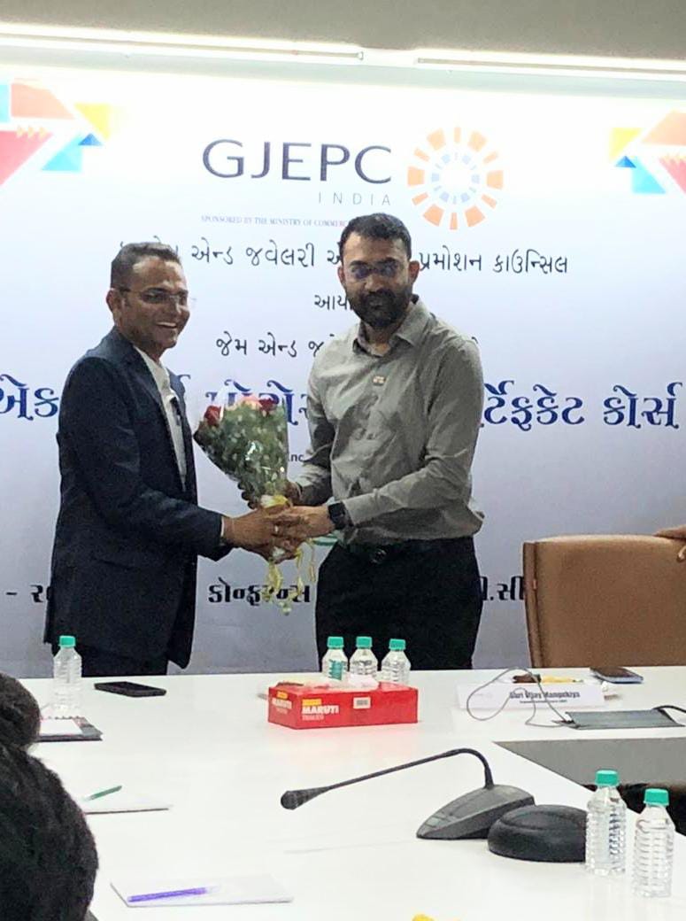 BharatUdaan's tweet photo. Thank you @GJEPCIndia,Vijay Mangukiya(Regional Chairman, GJEPC, Guj.) Rajat Wani(Ass. Director,GJEPC,Surat) &amp; the team for arranging such a specific course introduced for the first time in India for the #gems and #jewellery industry and for inviting me to train the participants. https://t.co/la6DdyjFtf