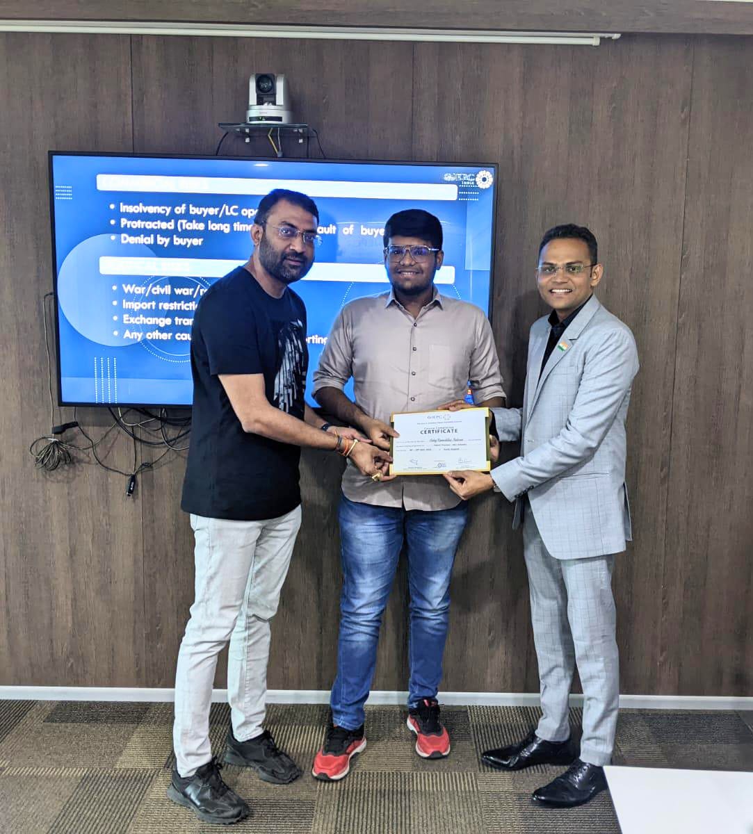 BharatUdaan's tweet photo. Thank you @GJEPCIndia,Vijay Mangukiya(Regional Chairman, GJEPC, Guj.) Rajat Wani(Ass. Director,GJEPC,Surat) &amp; the team for arranging such a specific course introduced for the first time in India for the #gems and #jewellery industry and for inviting me to train the participants. https://t.co/la6DdyjFtf