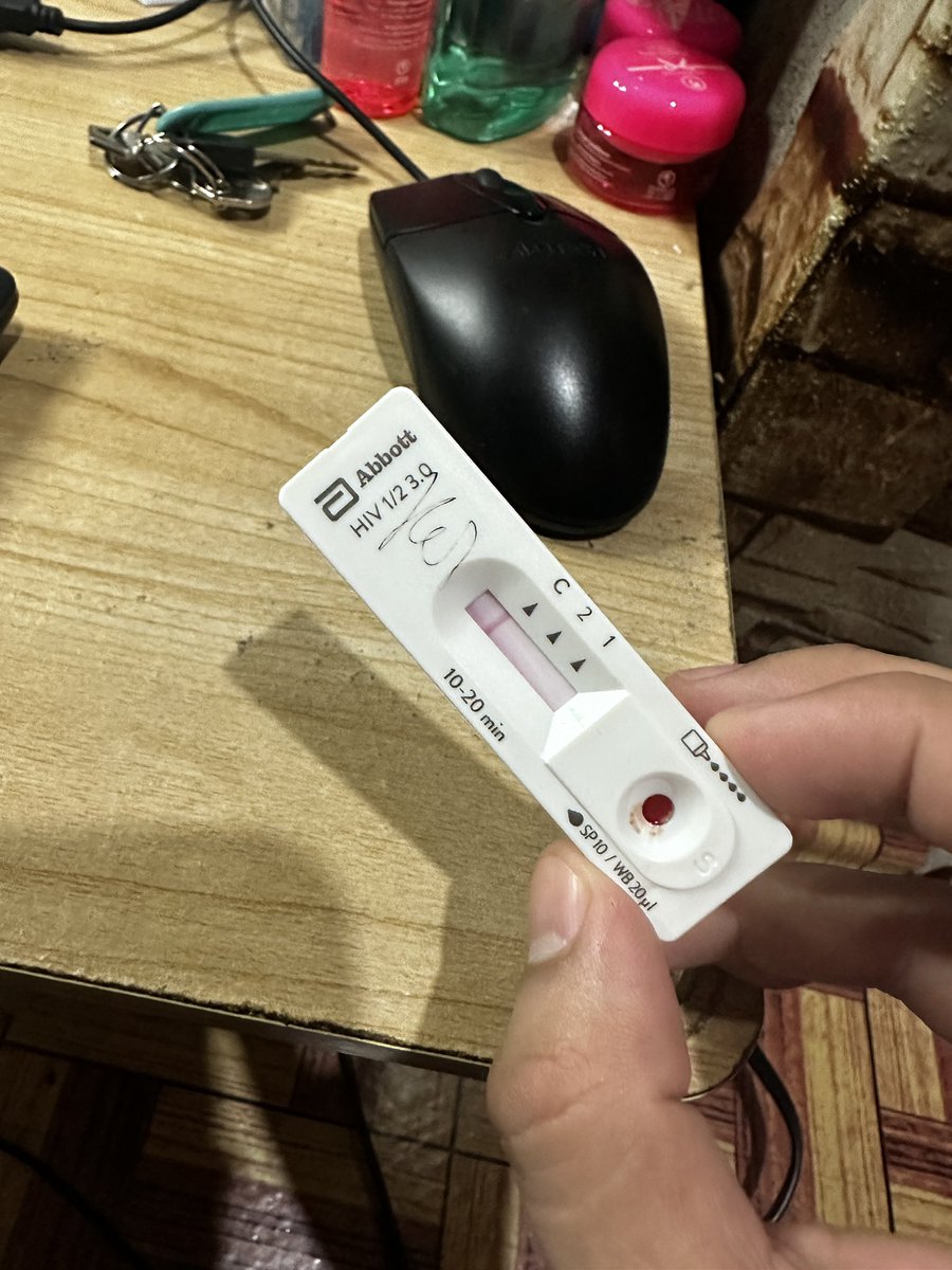 DodongJC's tweet photo. Know your status. Get tested. Just been catered in a housetohouse check by one of their staff. Thanks sir! #HiVstatus #gottested https://t.co/1fDyVIAtAu