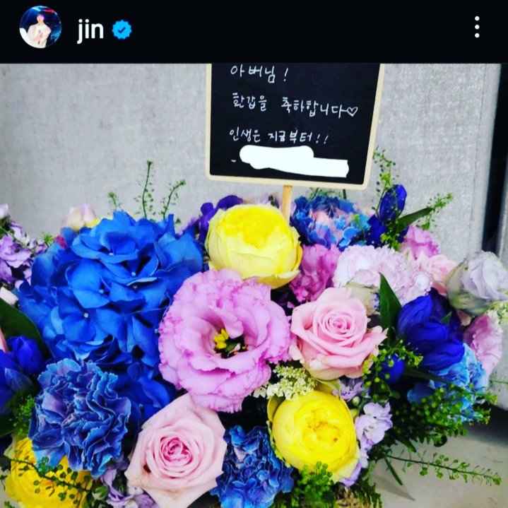 LovelyJin412's tweet photo. 생일 축하해 유리아빠🎂🎂
#drillinstructorassistant
#SquadLeaderJin
#PRIVATEFIRSTCLASSJIN
#TIGERTRAINERJIN
#TheManOfKorea
#myuniversejin
#myastronautjin
#btsjin#방탄소년단진
#kimseokjin#wwhjin https://t.co/0KZRgM9tjk