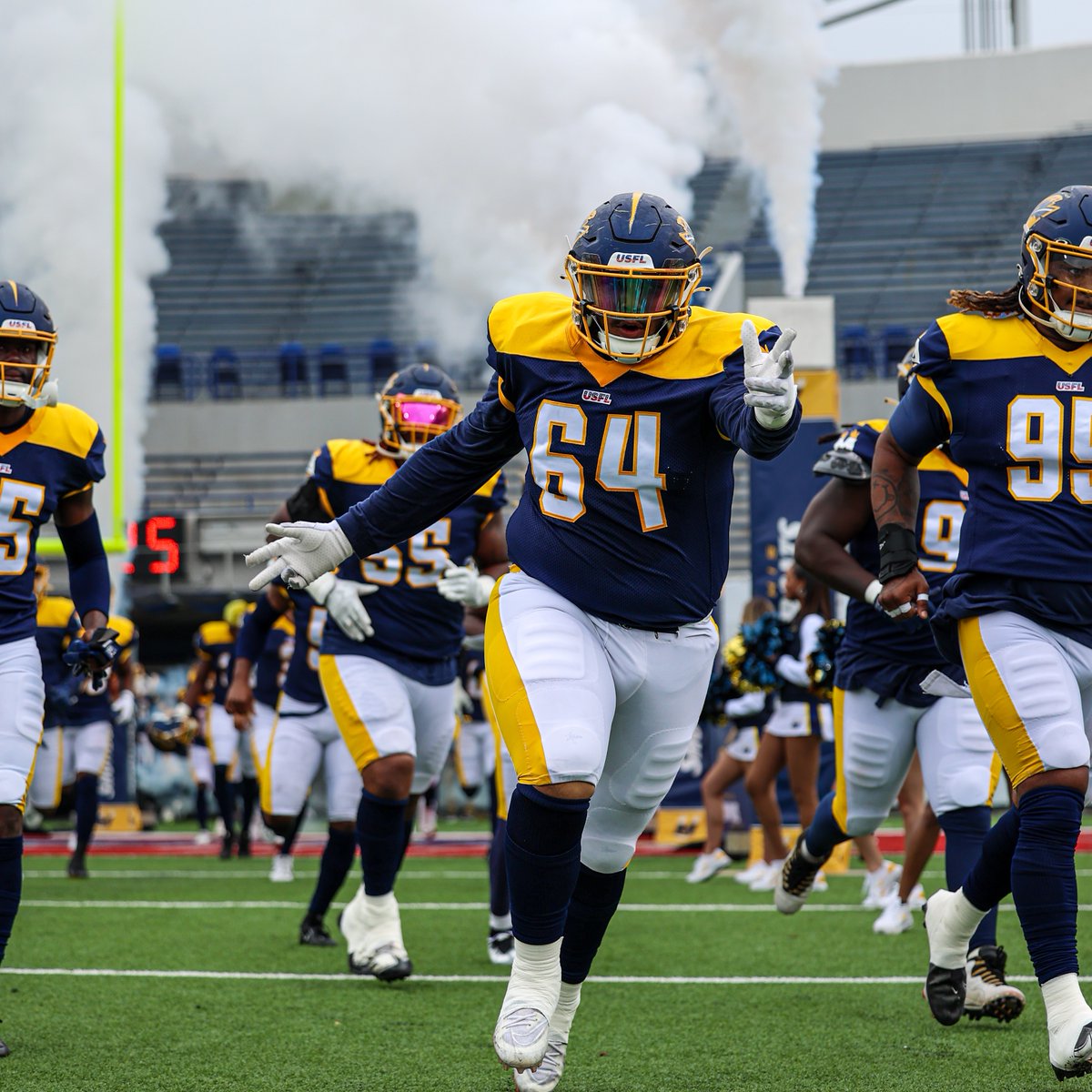 WesHalePhoto's tweet photo. Highlights from the Memphis Showboats vs Pittsburgh Maulers, 5/20/2023.
.
.
#USFL #MemphisShowboats #showboats #goboats #choose901 #radphotos #sportsphotography #football #radactionphotography @USFLShowboats   @USFLcomms @USFL https://t.co/kUpbmmEt2k