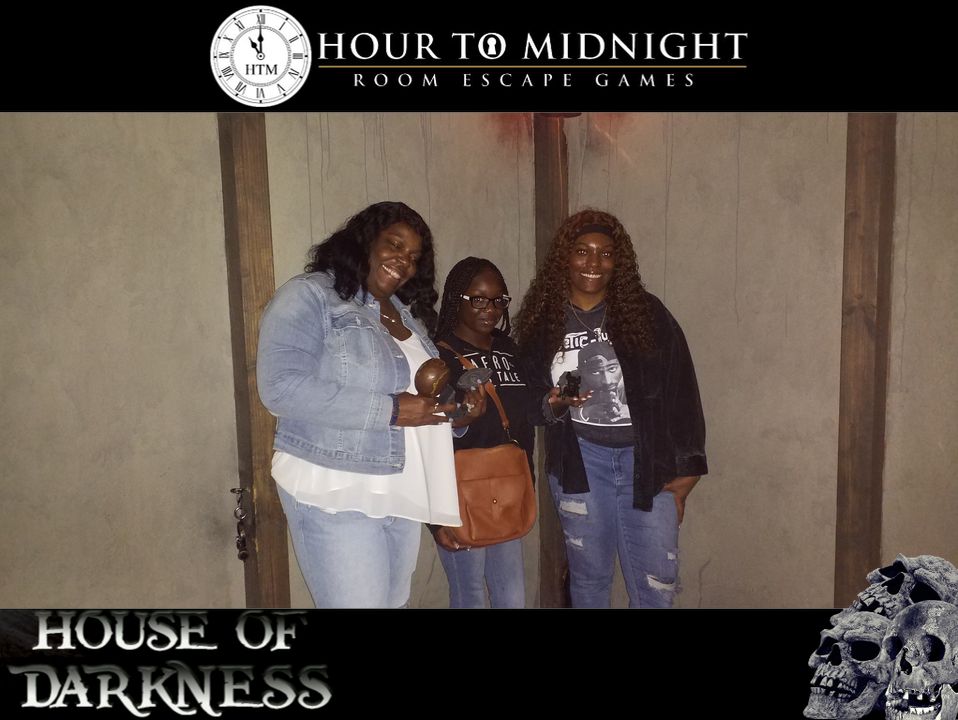 HourToMidnight's tweet image. 