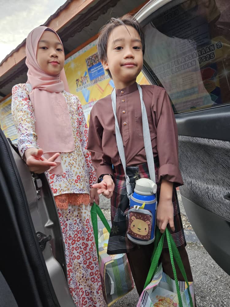 farisikhwanazmi's tweet photo. Jangan la cepat sangat besar. Uncle tak puas lagi nak dengar celoteh korang. https://t.co/9nAqq5Gb6B