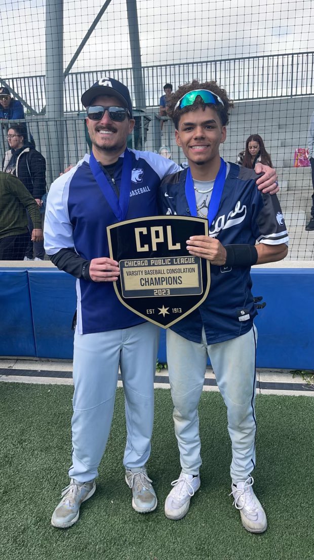 Let’s goooo!!! Tournament champions🔥
Ended my highschool career on a great note!!! Going to miss playing with my brothers!  <a href="/mikeclarkpreps/">MikeClarkPreps</a> <a href="/CPLAthletics/">Chicago Public League Athletics</a> <a href="/MVCCBaseball/">Moraine Valley Baseball</a>