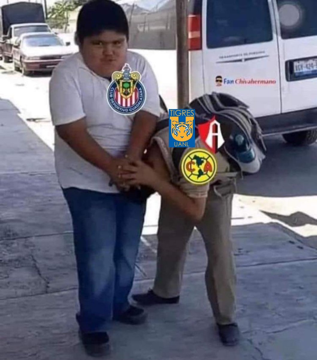 Julius_CCR's tweet photo. Las Chivas 🫗 https://t.co/ViXhGyCkTL