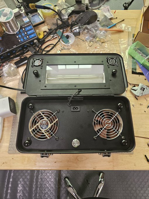 Latest version of my Far-UVC Lunch Box. Filtered 60w emitter is designed to sit on the floor against