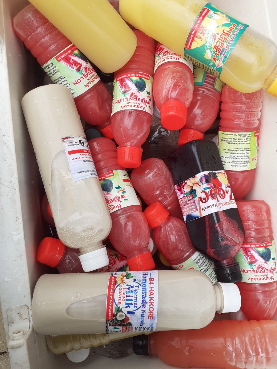 bukolasusan's tweet photo. Talking about unfortunate circumstances. This is what i sell. The spot where I sell is only for Saturdays,  other days I sell from home. Last Saturday it rained, but a good customer bought all for a beach party. Got home, wanted to renew data. Network issue, was debited 3x. 1/4 https://t.co/6fkFDEYbzJ