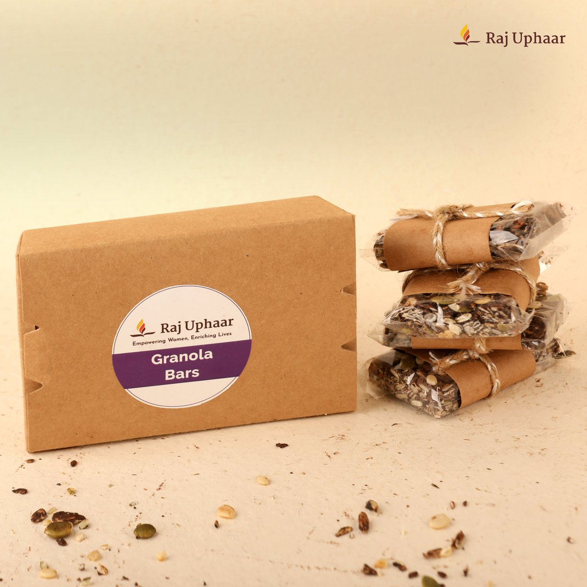 RajUphaar's tweet photo. Say goodbye to sugary desserts and say hello to your fitness goals because our high-protein Granola squares are here to be your favourite nutritious treat!

Shop now: https://t.co/chzIrKq70v

#RajUphaar #BuyGoodDoGood #FitFoods
#granola #granolas #granolabars #seeds #highprotein https://t.co/w23u1bixi3