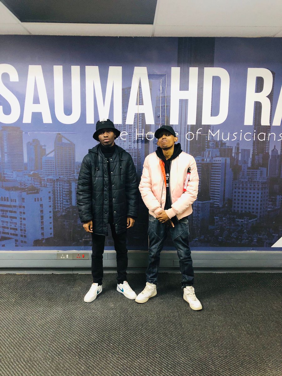 TheAngelsDen3's tweet photo. The DreamTeam🙌🏽🖤🖤🖤🔥✨

Cyphers With The Angels Lately Episode Go Check it Out!!! 👇🏽👇🏽💯

https://t.co/LpfvJm0sjj https://t.co/eKHXlnF8j9