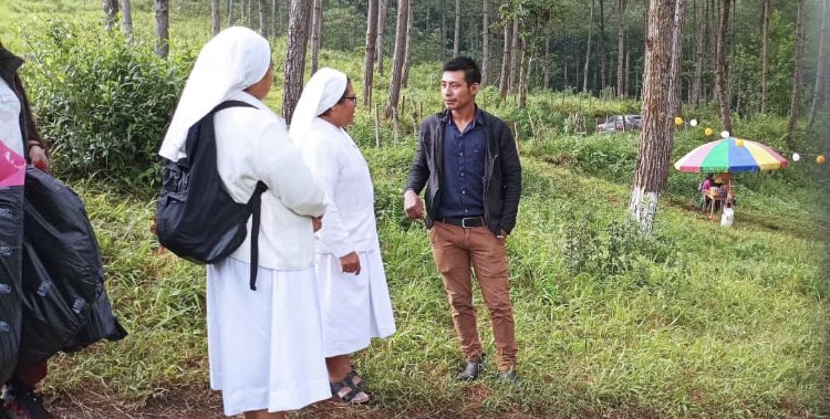 QuieroserMD's tweet photo. Este fin de semana os compartimos el “Encuentro con Jóvenes en Guatemala." Mirando mi vida desde Jesús" https://t.co/WgiUjfw59I