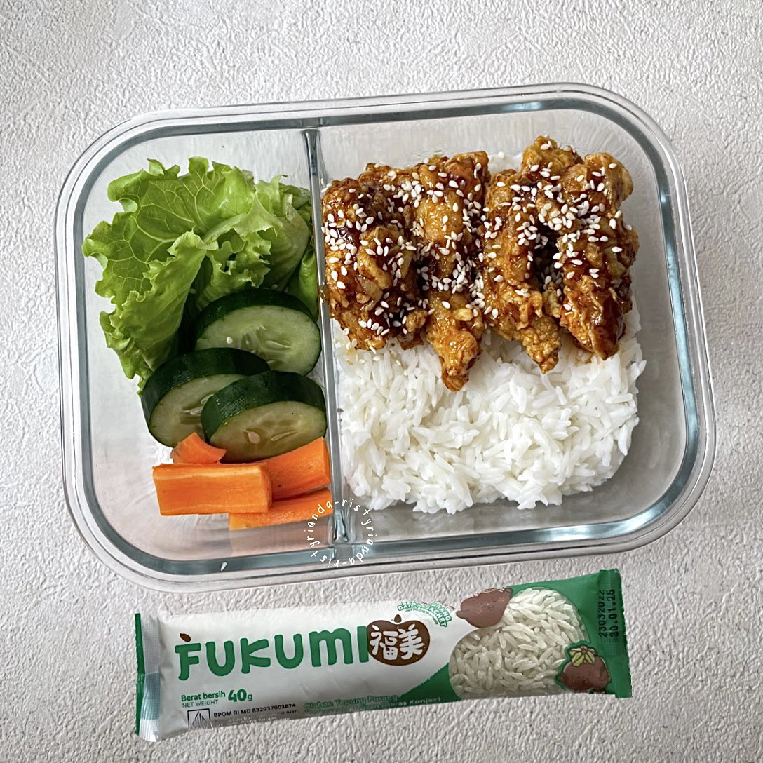 insecuristy's tweet image. bekal ngantor sat set no ribet today: spicy honey garlic chicken 🍗

rasanya enak, pedes manis gurih. bikinnya mudah, cukup 15 menit all set siap berangkat ngantor (aku spill trick, step n resep di next tweet ya!)