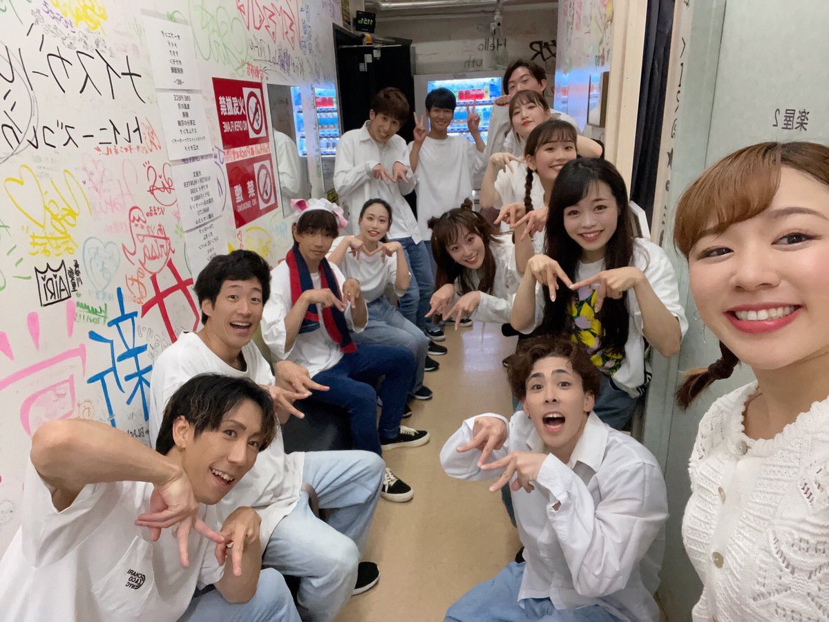 月曜からハジマンデー！
早くも3週目に突入しました☝️
本日もご来場くださりありがとうございました😊
代演で来てくれたスパローもありがとう！

#sdn_now
#アキバスクランブル
#月曜からハジマンデー