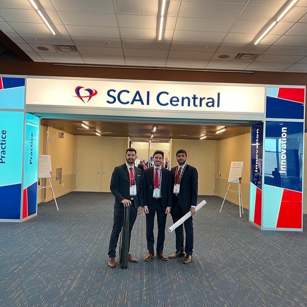 SamiHam43582756's tweet photo. SCAI has been an exceptional opportunity to exchange ideas, learn about exciting research projects, and meet people from all over the world with the same interest. #SCAI2023 #ARIZONA #PHX #ECUIm https://t.co/DgFD955xkk