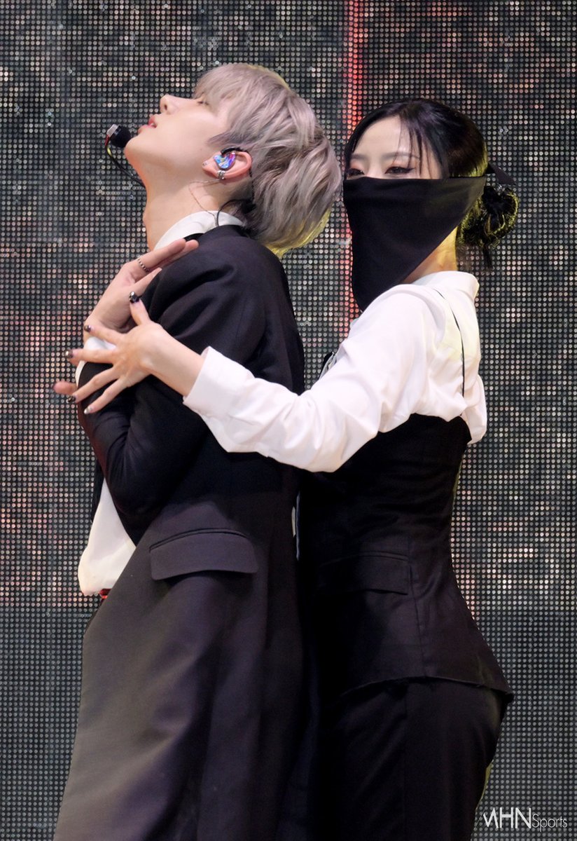 ihs_heeseung's tweet image. ohmygod heeseung 😩