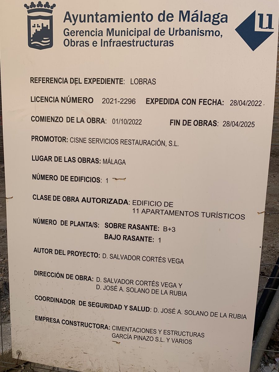 2022 VS 2023
👏👏👏👏👏
¿Revitalizar La Trinidad de Málaga manteniendo la arquitectura típica de su ensanche? 
Nah! 😎 Mejor un edificio de 3 plantas para apartamentos turísticos 🏬