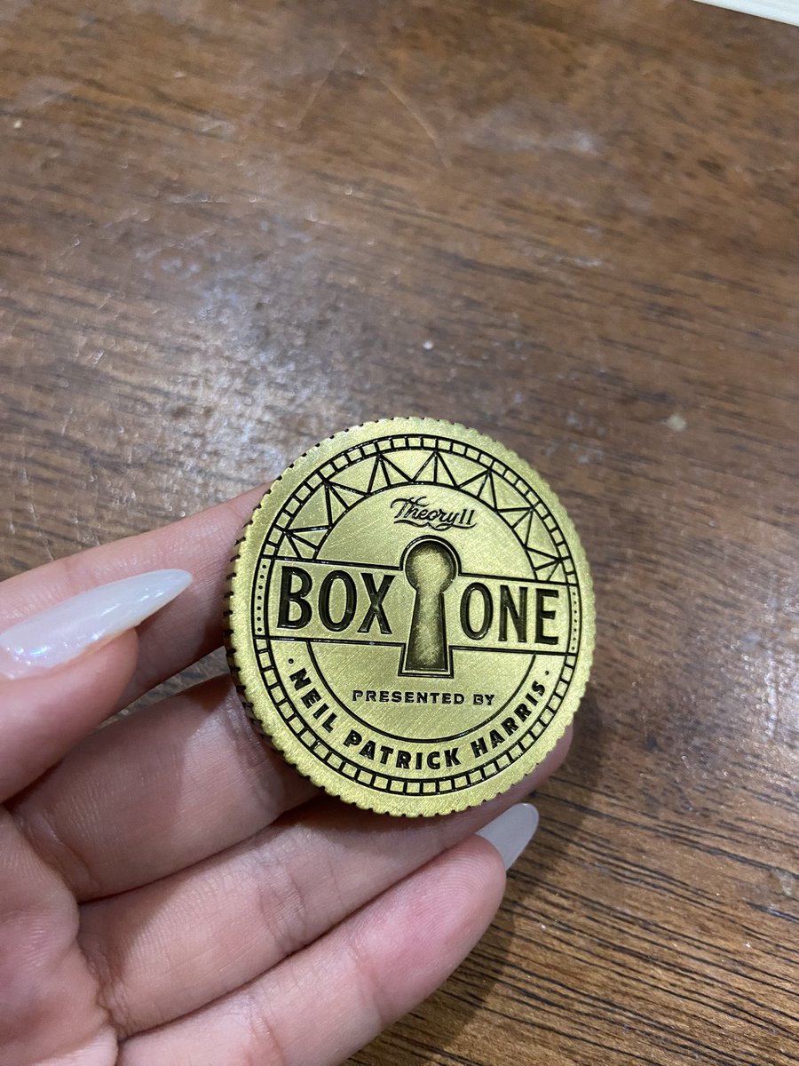 julissamuro's tweet photo. Got it done! @ActuallyNPH @theory11 #boxone #theory11 https://t.co/OU4n9tMJcd