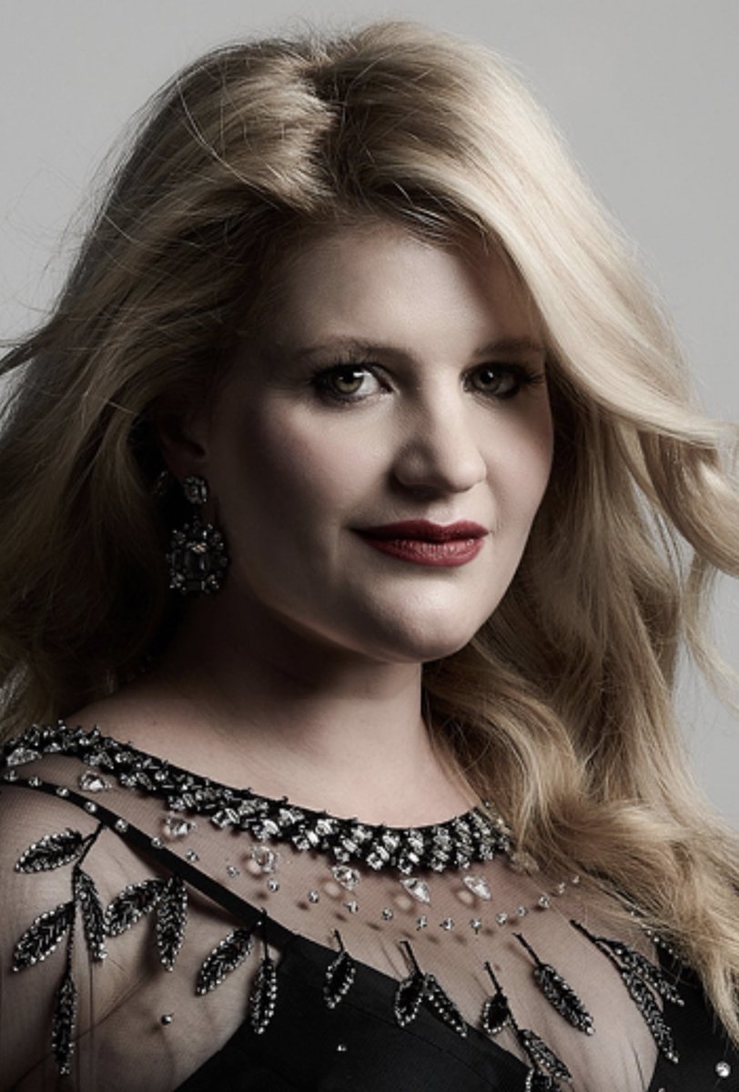 Tomorrow night, 23 May at 7pm
I will be performing a classical recital at Brisbane City Hall with soecial guest Emma Kavanagh and accompanied by virtuoso: Alex Raineri on grand piano! 

4mbs.sales.ticketsearch.com/sales/saleseve…

#whatsonbrisbane #brisbane #classicalmusic #classicalrecital