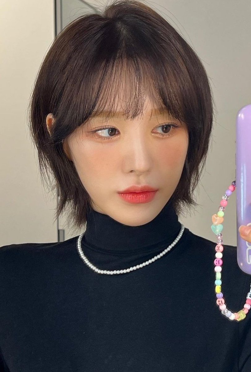 ً on Twitter "RT gay4wannie somehow this is seungwan and wendy idk