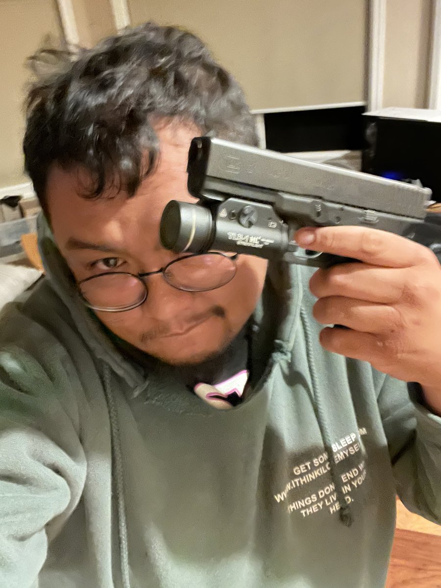 MMO___RPG's tweet image. /ᐢ⑅ᐢ\   ♡   ₊˚      I'll shoot you #TWICE
꒰ ˶• ༝ •˶꒱       ♡‧₊˚    ♡ in the head when
./づ~ :¨·.·¨:     ₊˚         this K POP!
           `·..·‘    ₊˚   ♡