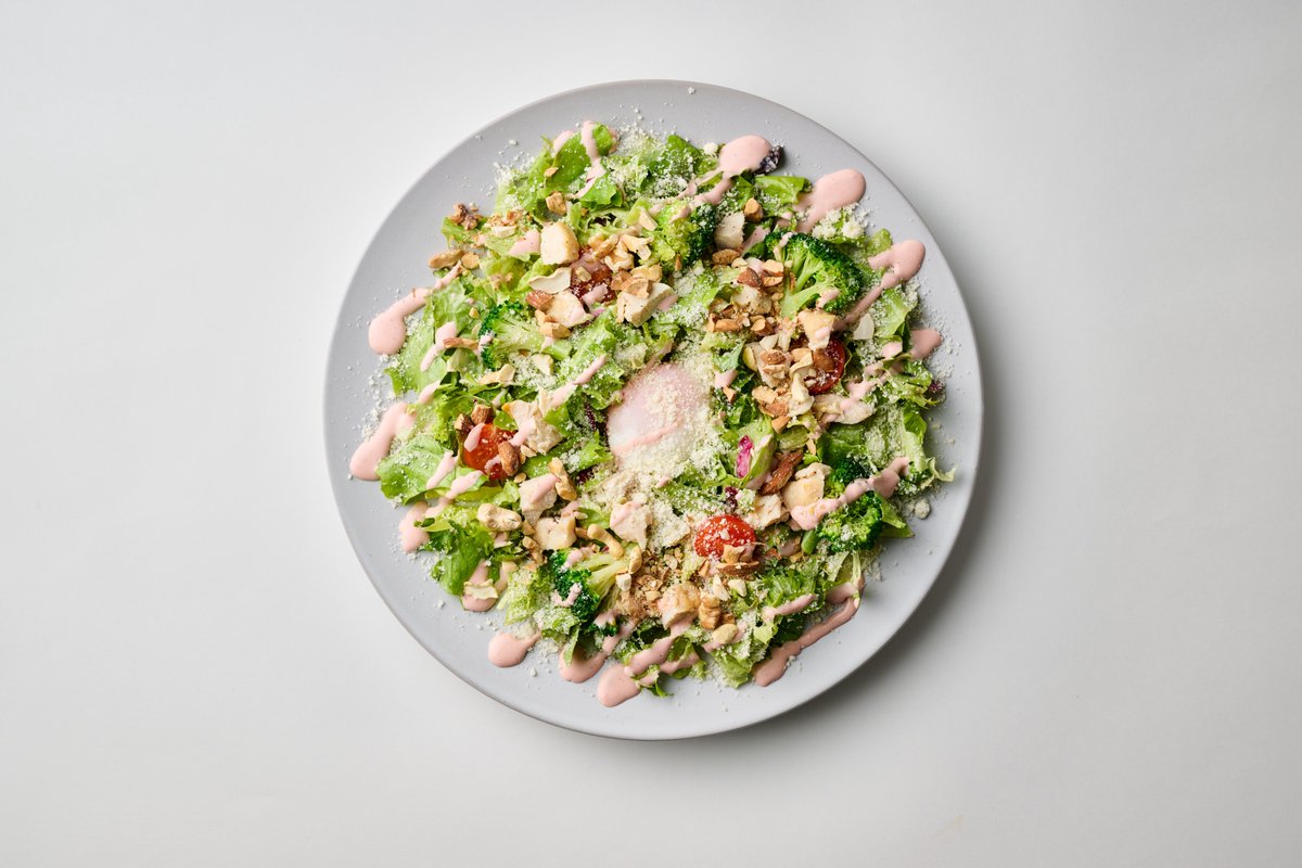 This week's pickup menu
5/22 Lunch starts at 11:00 a.m.
The most popular salad at OMGKITCHEN is the Sakura Caesar Salad.
Roasted chicken / Mixed nuts / Tomato / Broccoli / Half-boiled egg / Granapadano
#HamamatsuCafe #HamamamatsuLunch #HamamamatsuRestaurant