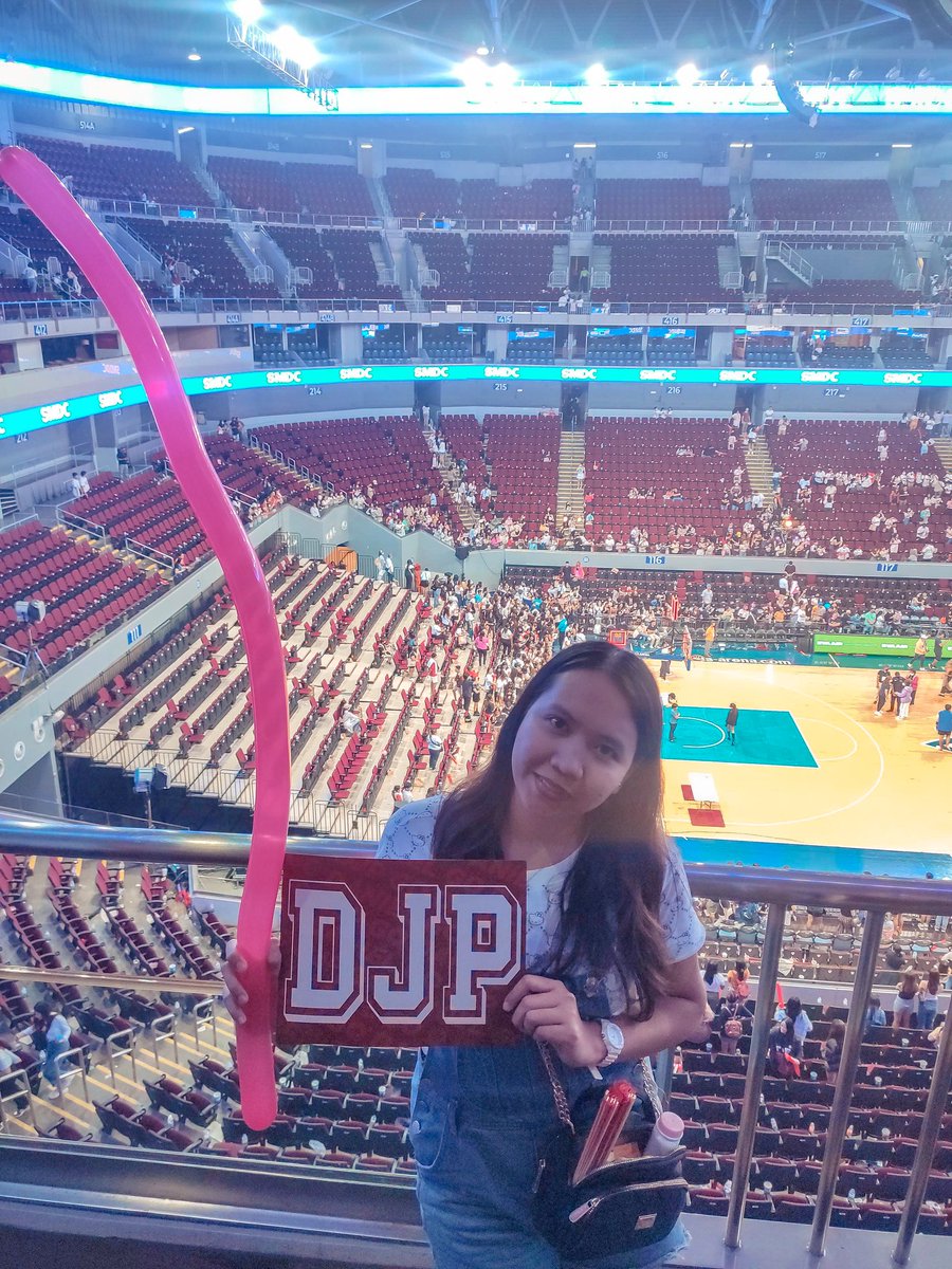 msaylheene25's tweet photo. Yesterday @ #StarMagicAllStarGames2023 💙 
Kilig much talaga ako kay DJ 😍 uulitin ko to next year 🥰💙 https://t.co/dEyvyOk5Bk