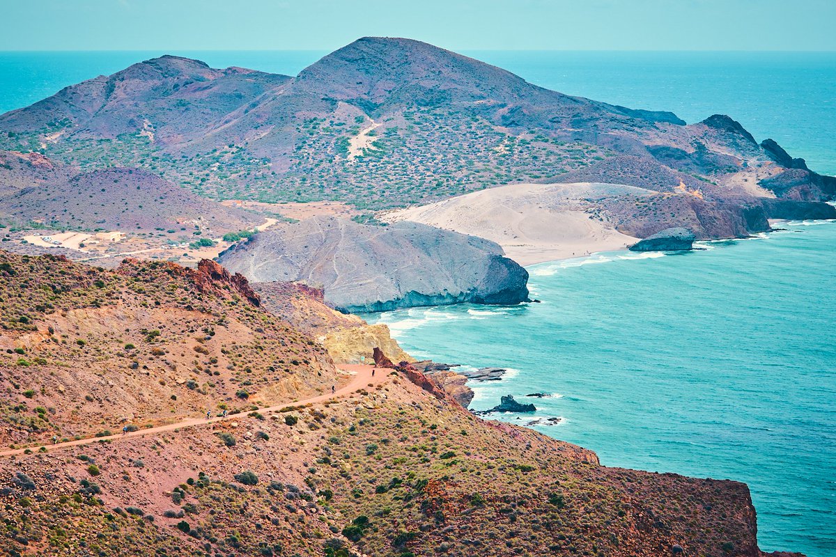 CyclingFriendly's tweet photo. Just had an epic ride in Roquetas de Mar! 🚲💨 Cycling paradise 🌊, amazing locals, scrumptious food 🥘, and rich culture 🎭. A massive shoutout to @AytoRoquetas , @CamaraAlmeria and @CamaraEspanolaP. 🌟 Ready to join the adventure? 🚴♀️#CyclingFriendly #RoquetasDeMar" https://t.co/ZL35FM4zls