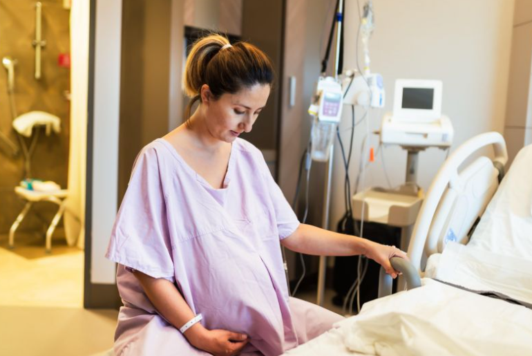 We know that inducing labour early is safe for babies, but is it better for the mum? 

A new study has found elective induction of labour at 39 weeks gestation is associated with a 37% decreased risk of perineal injury for labouring mothers🤰 👉 unimelb.me/3omeLCA