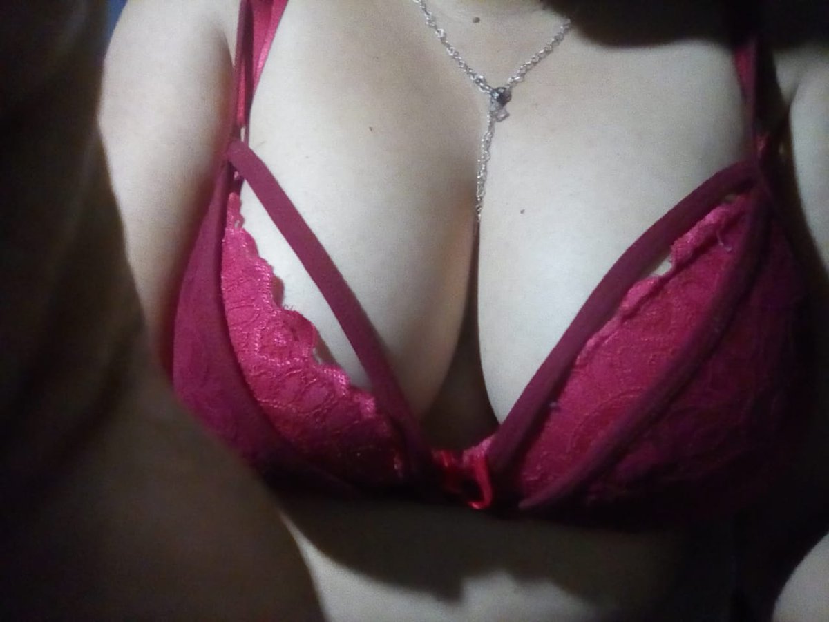 Milfbunnymx's tweet photo. @Bull_For_HW 😘 https://t.co/rzIJEIfM2V