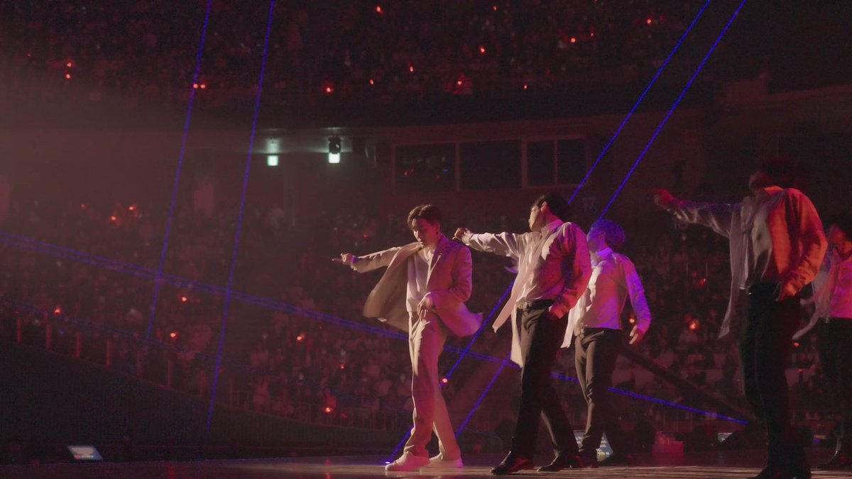 SUPER JUNIOR-M Stage Behind | SUPER JUNIOR The 9th World Tour 'SUPER SHOW 9 : ROAD_SHOW'

📍 youtu.be/HIeULdmVq4M

#슈퍼주니어_M #SUPERJUNIOR_M
#조미 #ZHOUMI
#SUPERSHOW9 #SS9