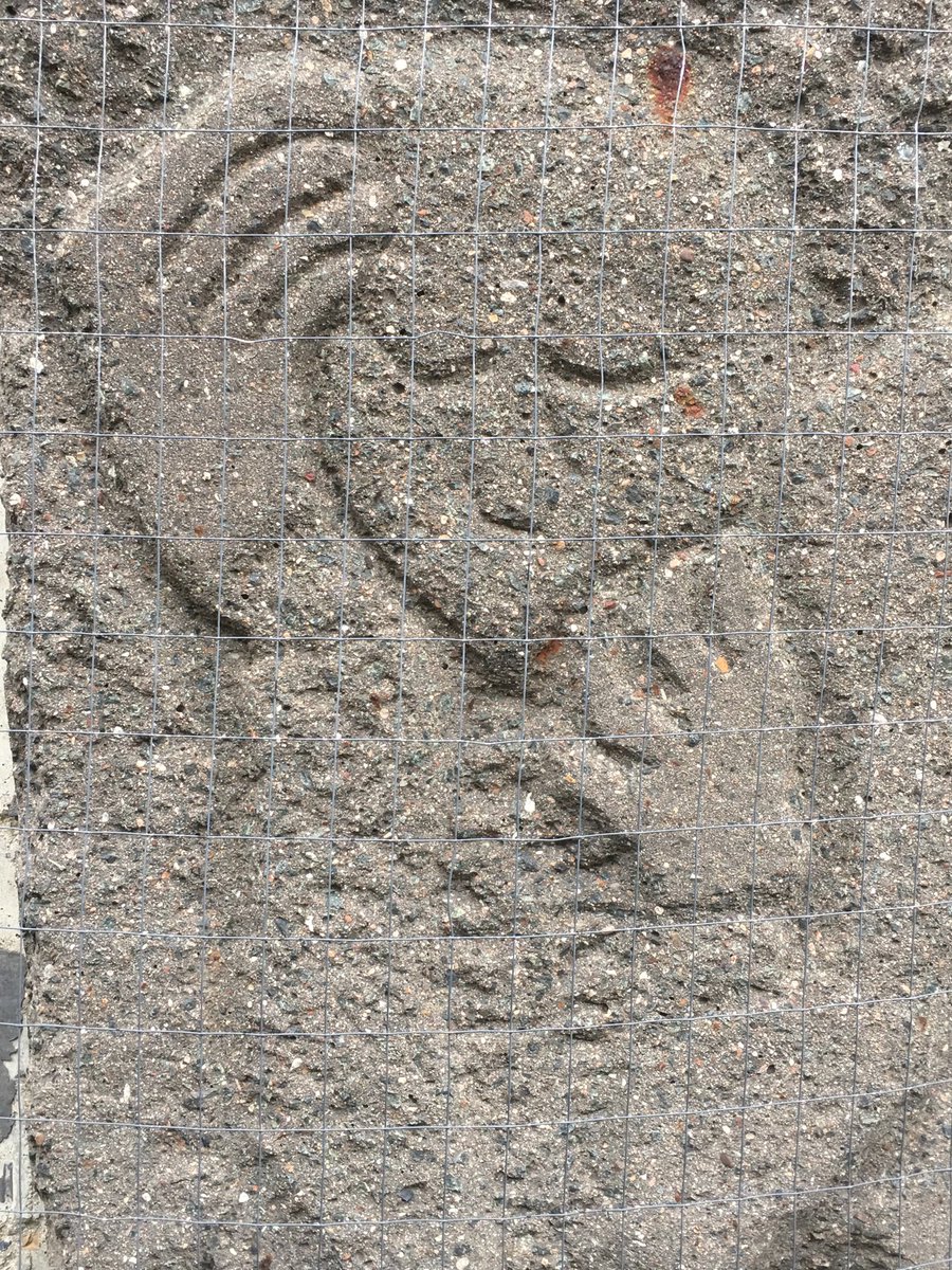 fragmentiert's tweet photo. Nur wer selbst #Narben auf der #Seele hat, kann die #Wunden anderer #Menschen auch sehen, spüren u. begreifen. https://t.co/gprXzrzO8D