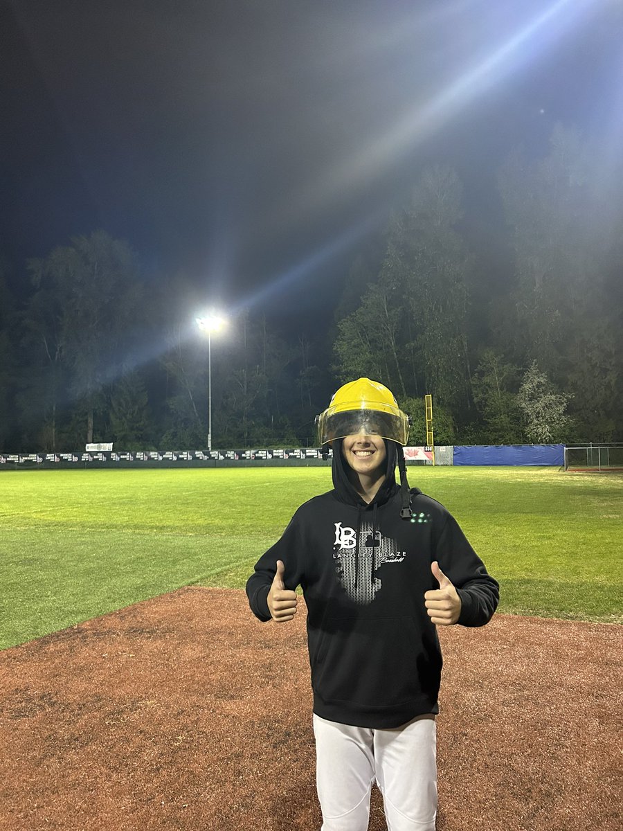 LCampbell3_'s tweet photo. JR Blaze advance to semi finals after a great team effort for a 8-2 victory tonight ⏭️

Player of the Game: Kian Eliades
5 IP / 2 H / 1 BB / 3 Ks / 0 R 🎯

@Langleyblaze @bcpbl1 https://t.co/TY7TFRqOnY