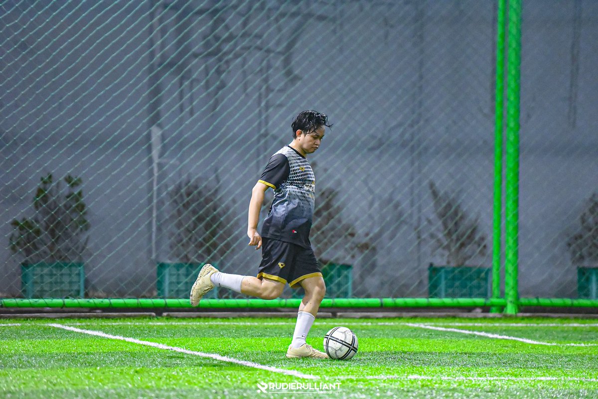 abcdivv13's tweet photo. 👀⚽ https://t.co/2jpReKdaJb