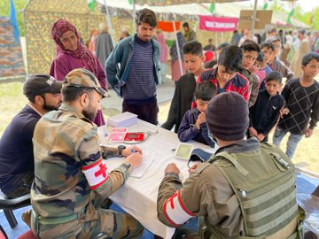 #Indian Army organised Medical Camp and interaction with Influencers at *Government High School, Kigam*.
#Medcamp #IndianArmy #HumSayaHaiHum #ProsperousKashmir #KashmirMeinTiranga #Youthofkashmir #NayaKashmir #G20Presidency