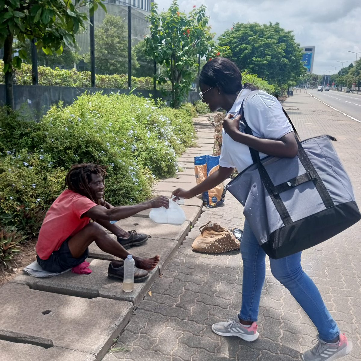 AdjimaniNGO's tweet photo. Wherever you find yourself, be someone's HELPER. #jpadjimanifoundation #forhumanity https://t.co/1gYNNnWQGA