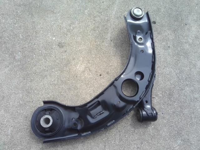 BF_AutoParts's tweet photo. What are Lower Control Arms? π€
The chassis of a vehicle is the framework on which all other parts and components are based around.
π Get replacements here π
https://t.co/x0Tiw79Cvq
#lowercontrolarms #autoparts #carparts #partscar #parts #carsparts https://t.co/IuVDLUjgo5