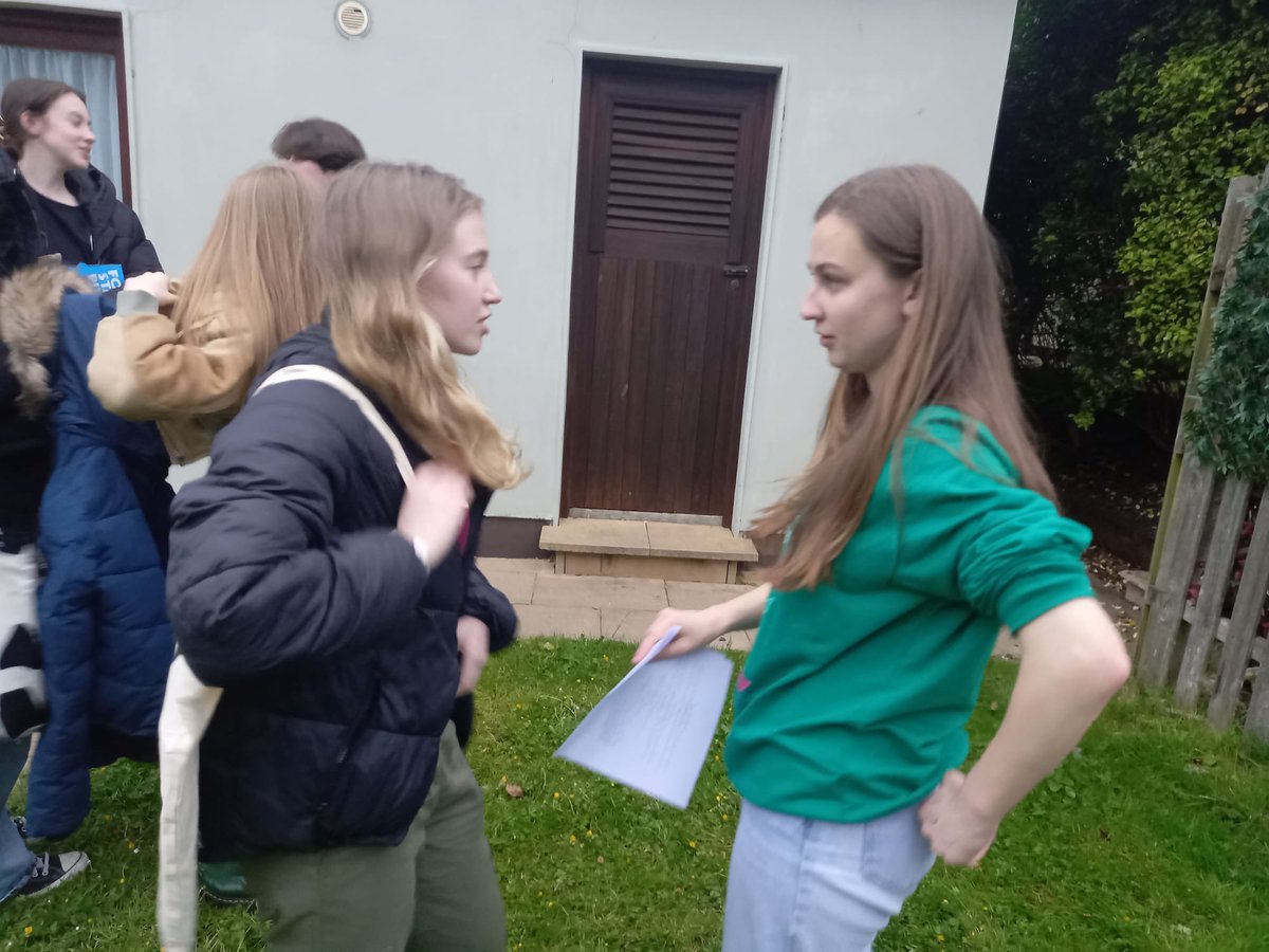 Scannánóirí Óga Na Ríochta (@so_na_r) on Twitter photo In between a very busy schedule the group has made time to focus on an exciting new project.
<a href="/KerryCoArts/">Kerry County Arts</a> <a href="/artscouncil_ie/">The Arts Council / An Chomhairle Ealaíon</a> <a href="/creativeirl/">Creative Ireland</a> In between a very busy schedule the group has made time to focus on an exciting new project.
<a href="/KerryCoArts/">Kerry County Arts</a> <a href="/artscouncil_ie/">The Arts Council / An Chomhairle Ealaíon</a> <a href="/creativeirl/">Creative Ireland</a>