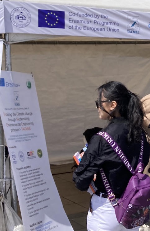 TACMEE2's tweet photo. Europa Day event organized in Ulaanbaatar on 14th of May (Sukhbaatar square). The Tacmee project informed many students and inquiring people about the improvement of environmental science studies in Mongolia by the developed BSc and MSc courses. 🌳🌏🌳 https://t.co/rRHzxDnWTT