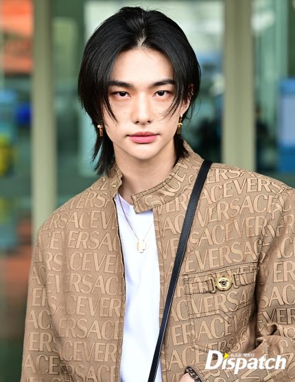 🧭スキズ YouTube 情報🧭 ヒョンジンが参加するヴェルサーチの